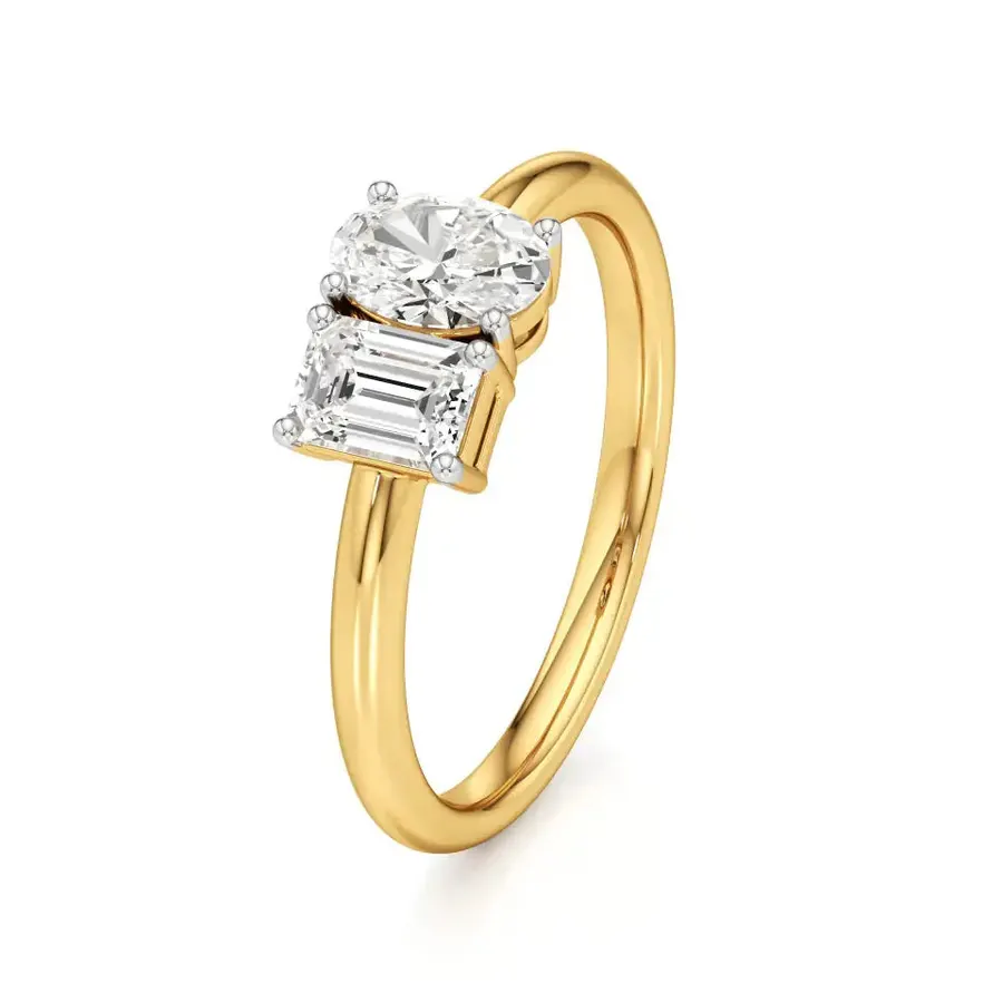 Sundog Oval & Emerald Ring
